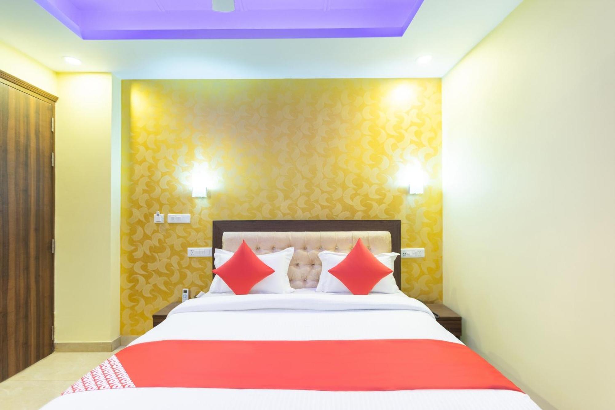 Super Oyo Hotel O Red Stone Inn New Delhi Luaran gambar