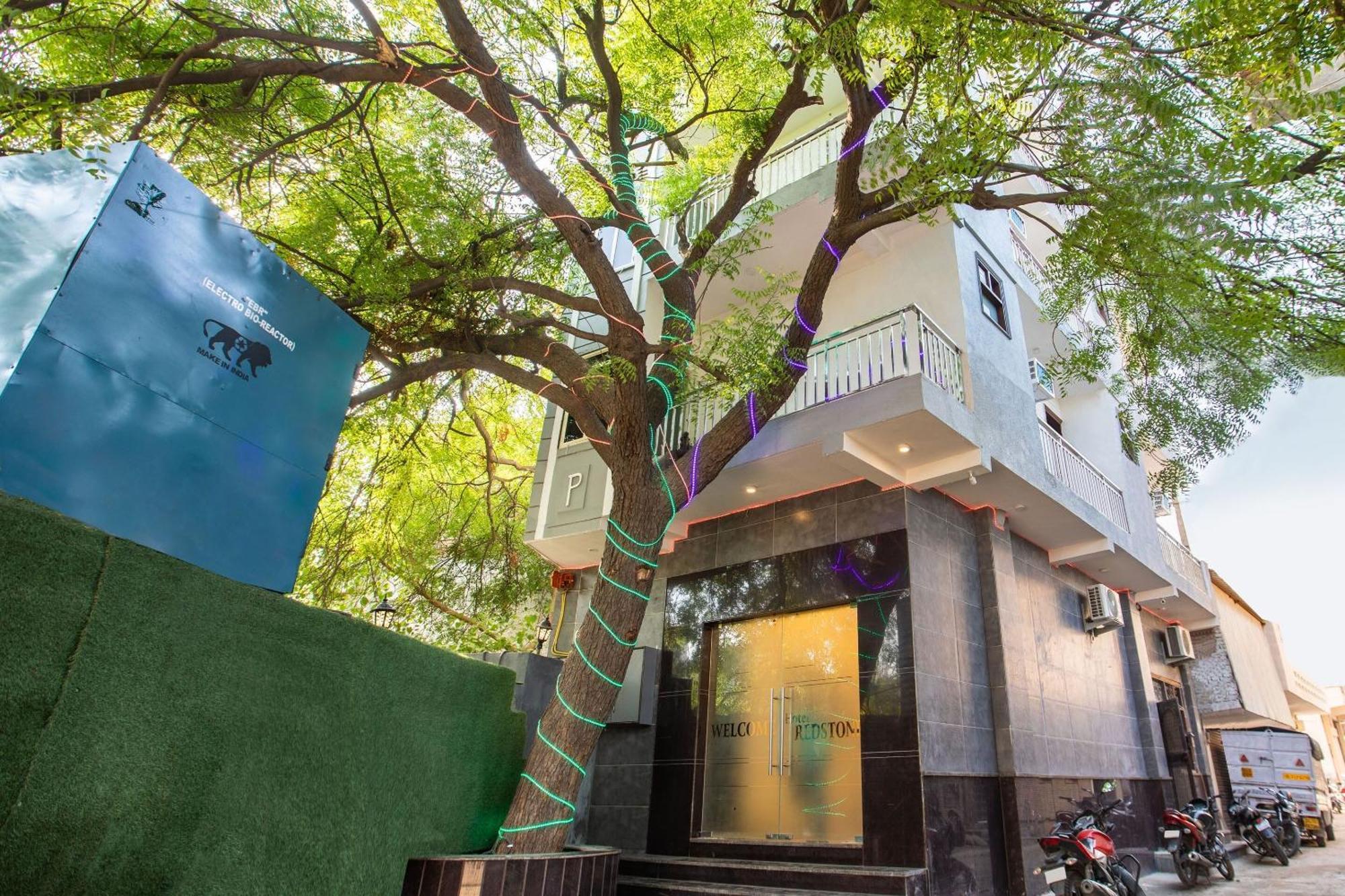 Super Oyo Hotel O Red Stone Inn New Delhi Luaran gambar