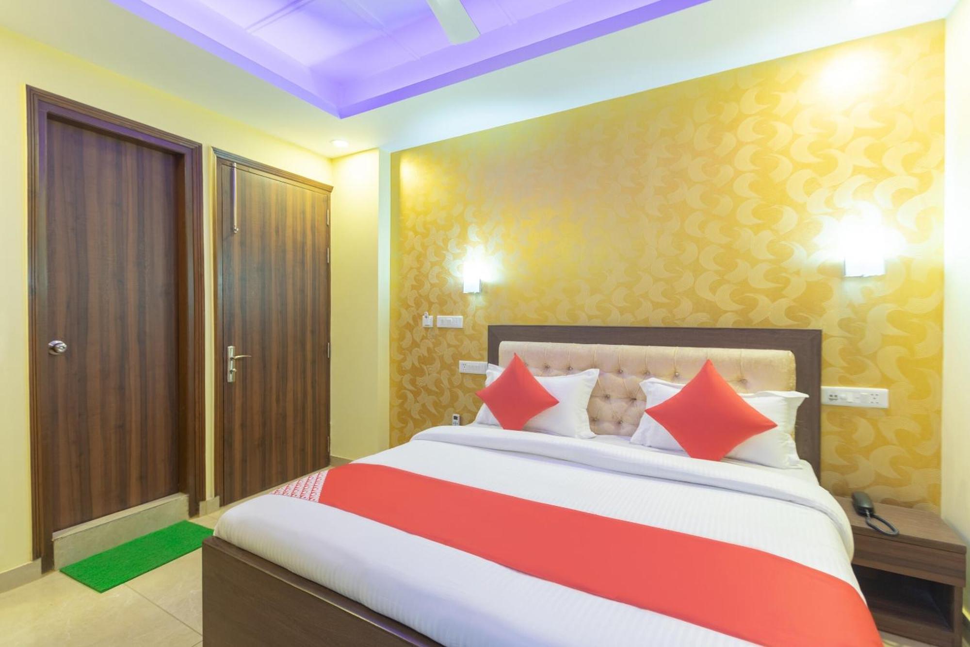 Super Oyo Hotel O Red Stone Inn New Delhi Luaran gambar
