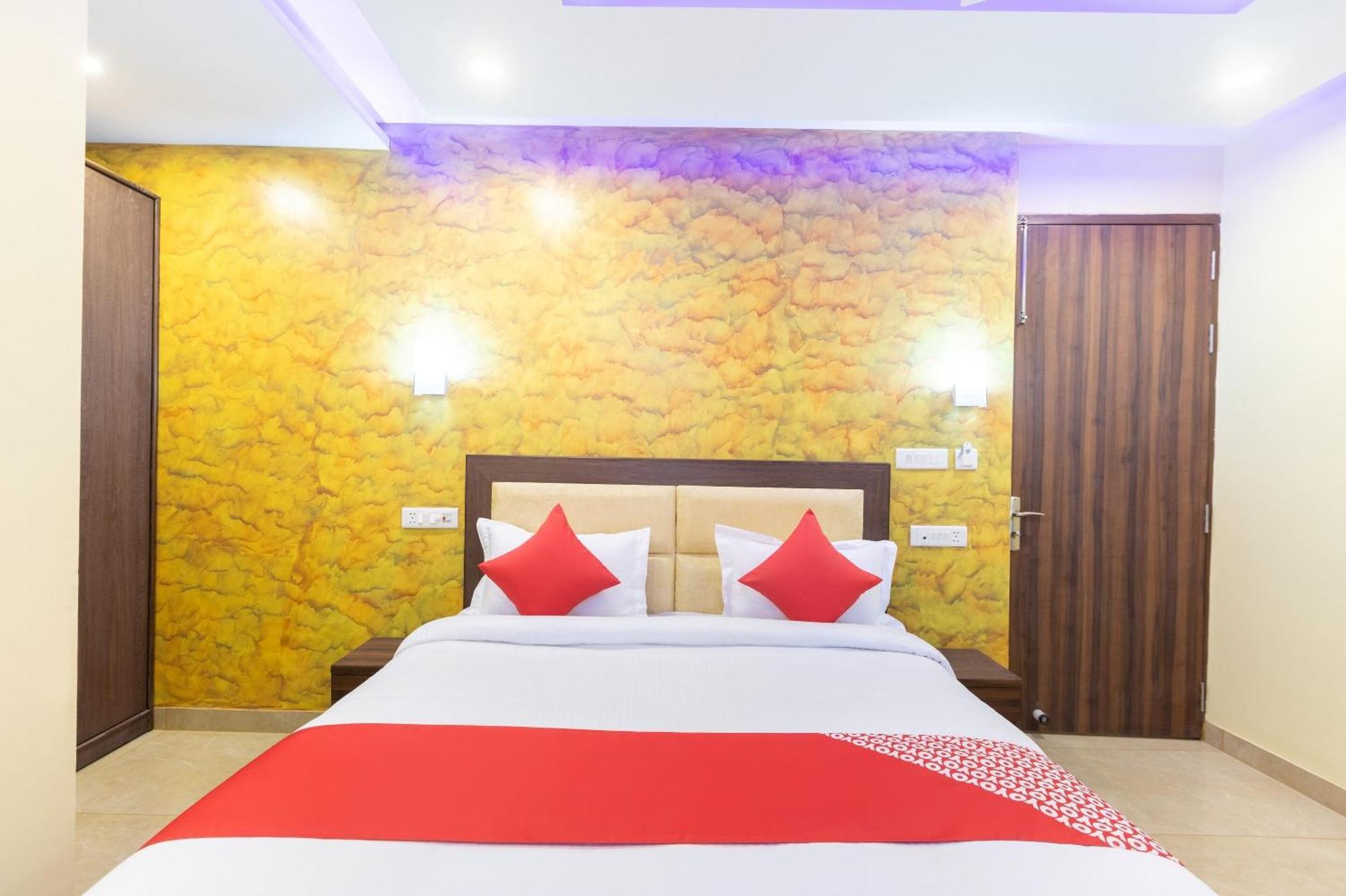 Super Oyo Hotel O Red Stone Inn New Delhi Luaran gambar