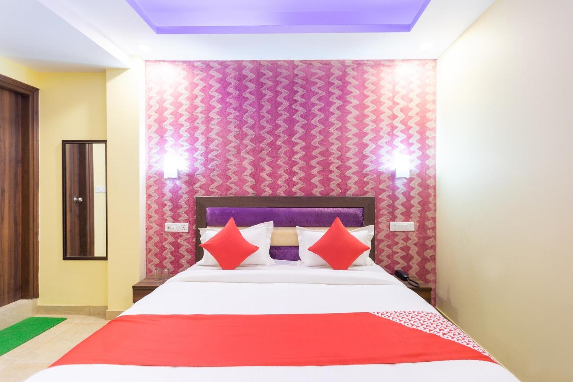 Super Oyo Hotel O Red Stone Inn New Delhi Luaran gambar